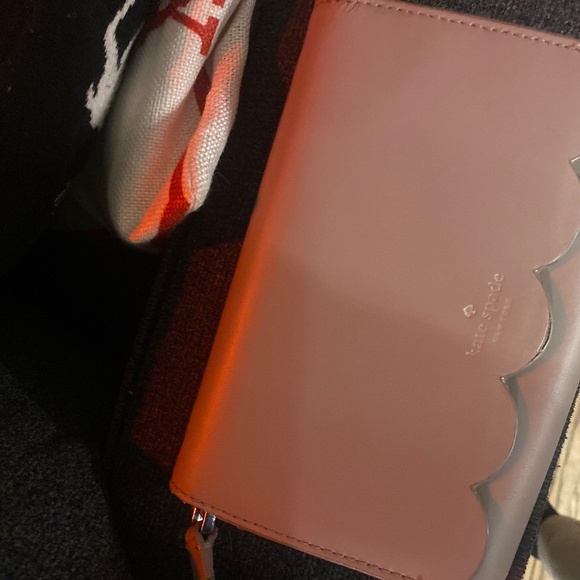 Kate Spade Crossbody Purse - Picture 2 of 4